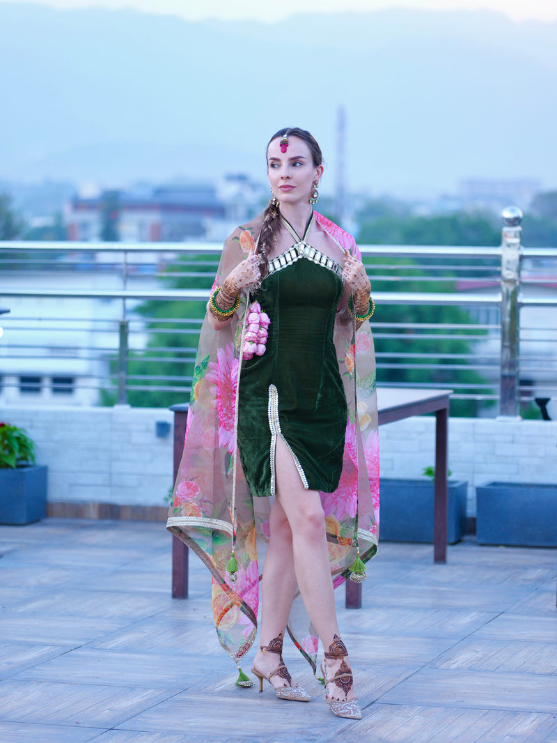 Noir Mehendi Muse – Velvet & Organza Set