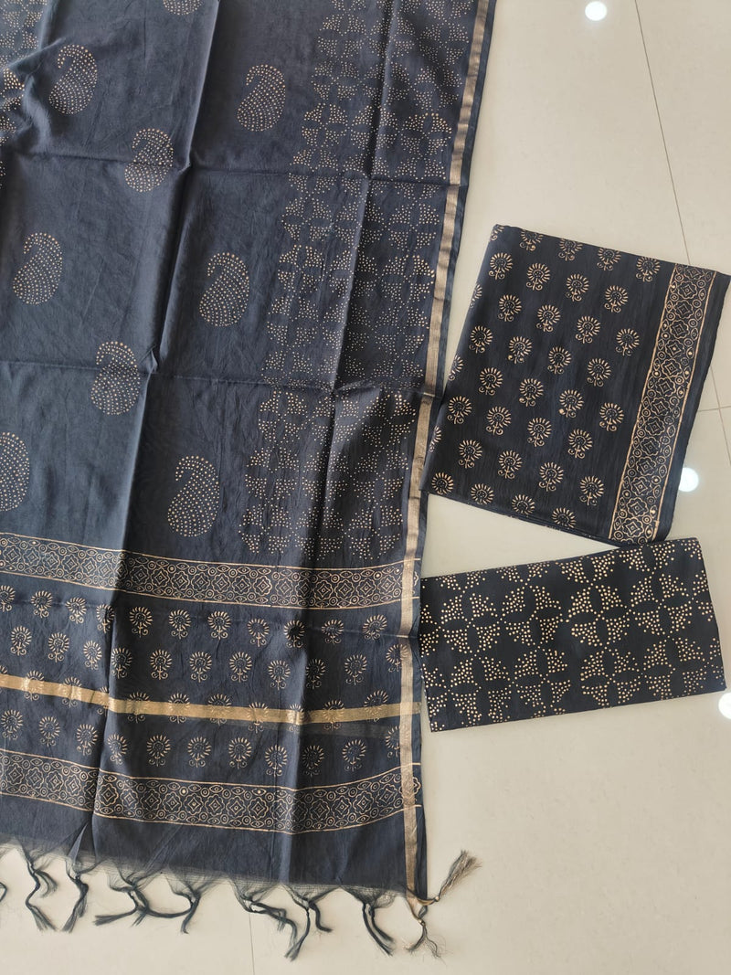 “Riwaayat – Hand Block Printed Cotton Suit Dress Material”
