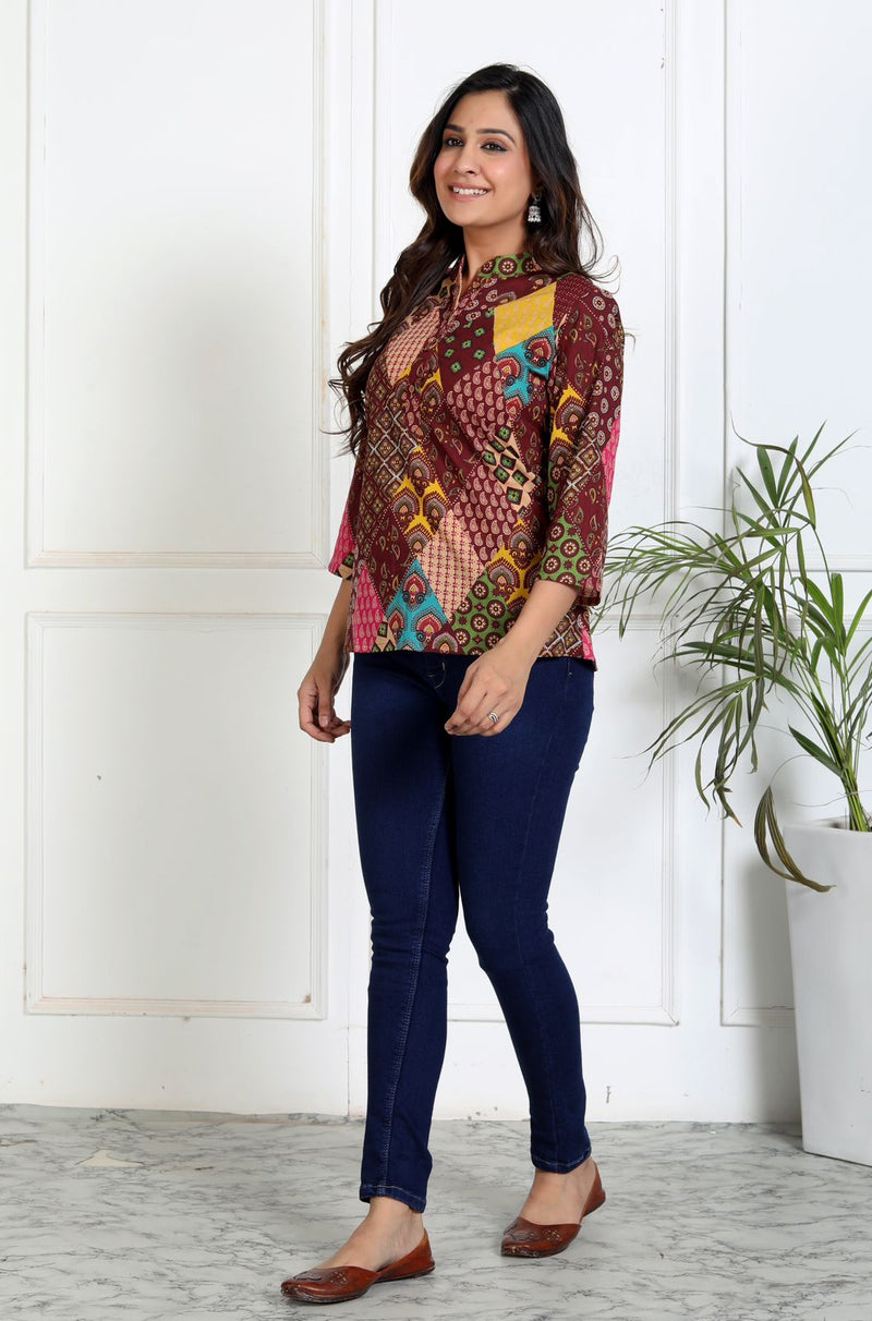 Straight fit short kurta with mandarin collar side view