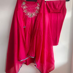 Flora-Embroidered Kurta pant dupatta