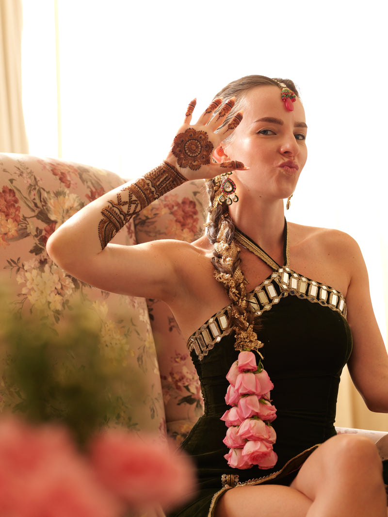 Noir Mehendi Muse – Velvet & Organza Set