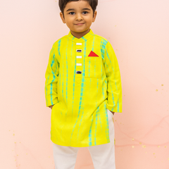 Hari Pankh – Tie-Dye Mirror Work Kurta Set