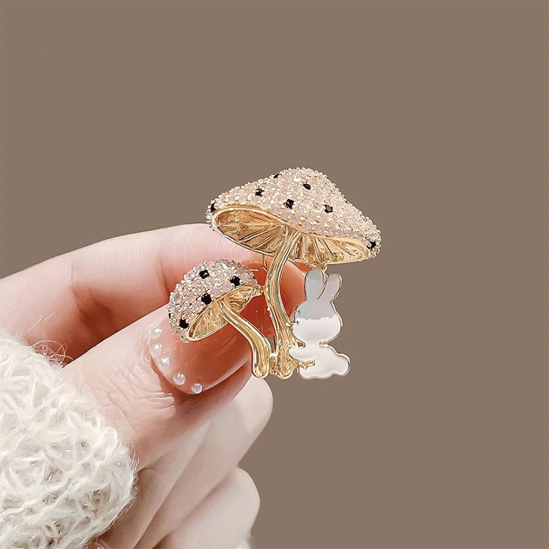 Enchanted Bunny Garden – Crystal Mushroom Brooch