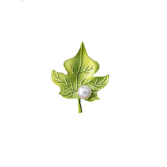 Verdant Grace – Pearl Botanical Brooch Collection