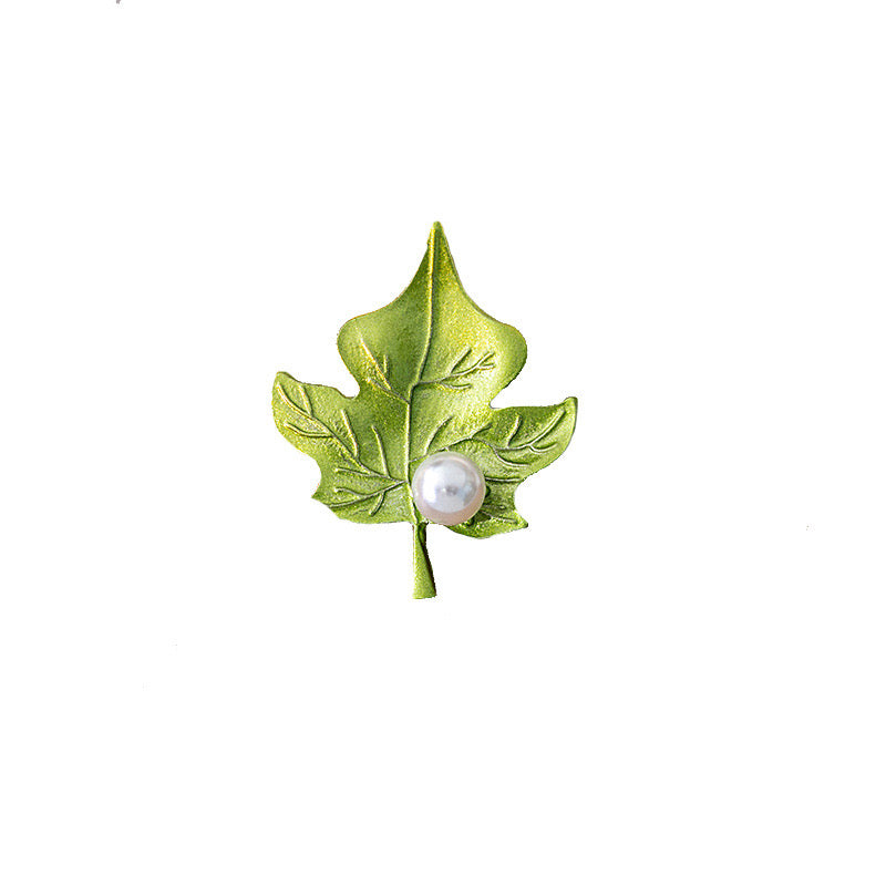 Verdant Grace – Pearl Botanical Brooch Collection