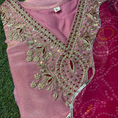 Gulabi Nazakat - Suit