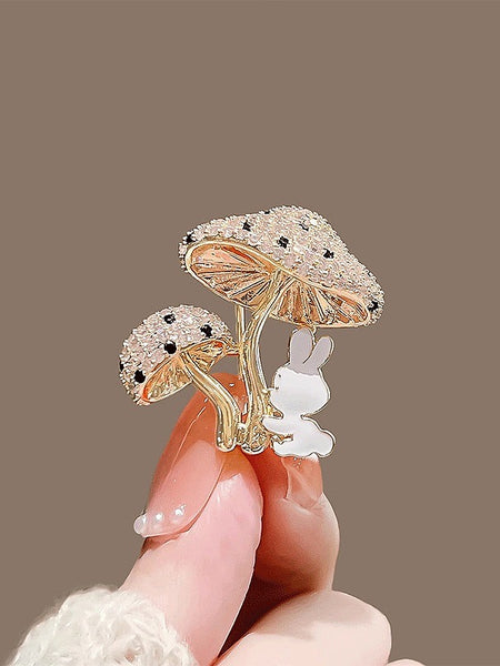 Enchanted Bunny Garden – Crystal Mushroom Brooch