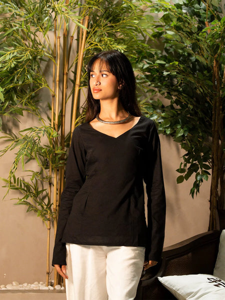 Women Black Cotton Short Kurta