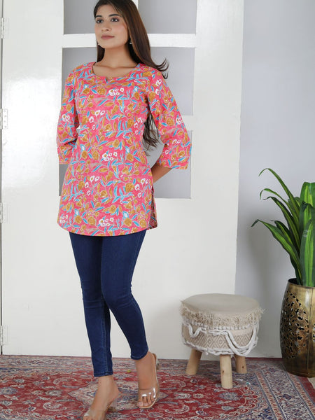 Women Pink Floral Cotton Short Kurta